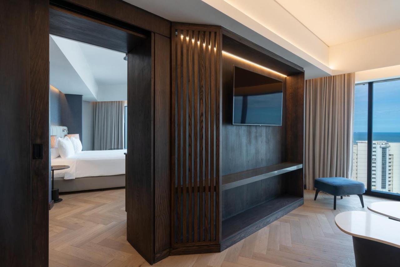 Radisson Blu Hotel, Umhlanga Hotel 4*